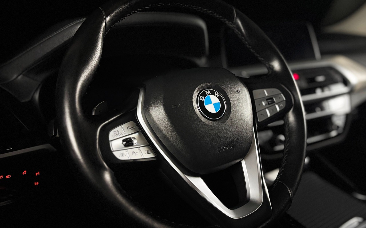 imagem-https://www.socarrao.com.br/sc-vehicle-images-prod/4345977/1791921696920-MDEyLmpwZw.jpg