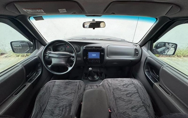 imagem-https://www.socarrao.com.br/sc-vehicle-images-prod/4346001/1791921838399-8522376_13_B_9c66213ac3.jpeg