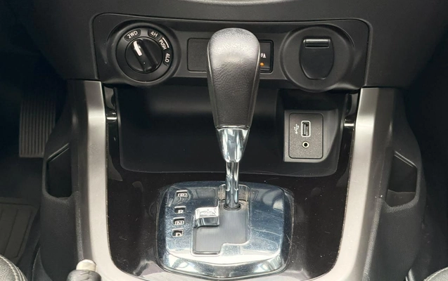 imagem-https://www.socarrao.com.br/sc-vehicle-images-prod/4346051/1791922197033-4deaa9d22ffc49b89de4d38ebb5b6bf8_1791922182364.jpg