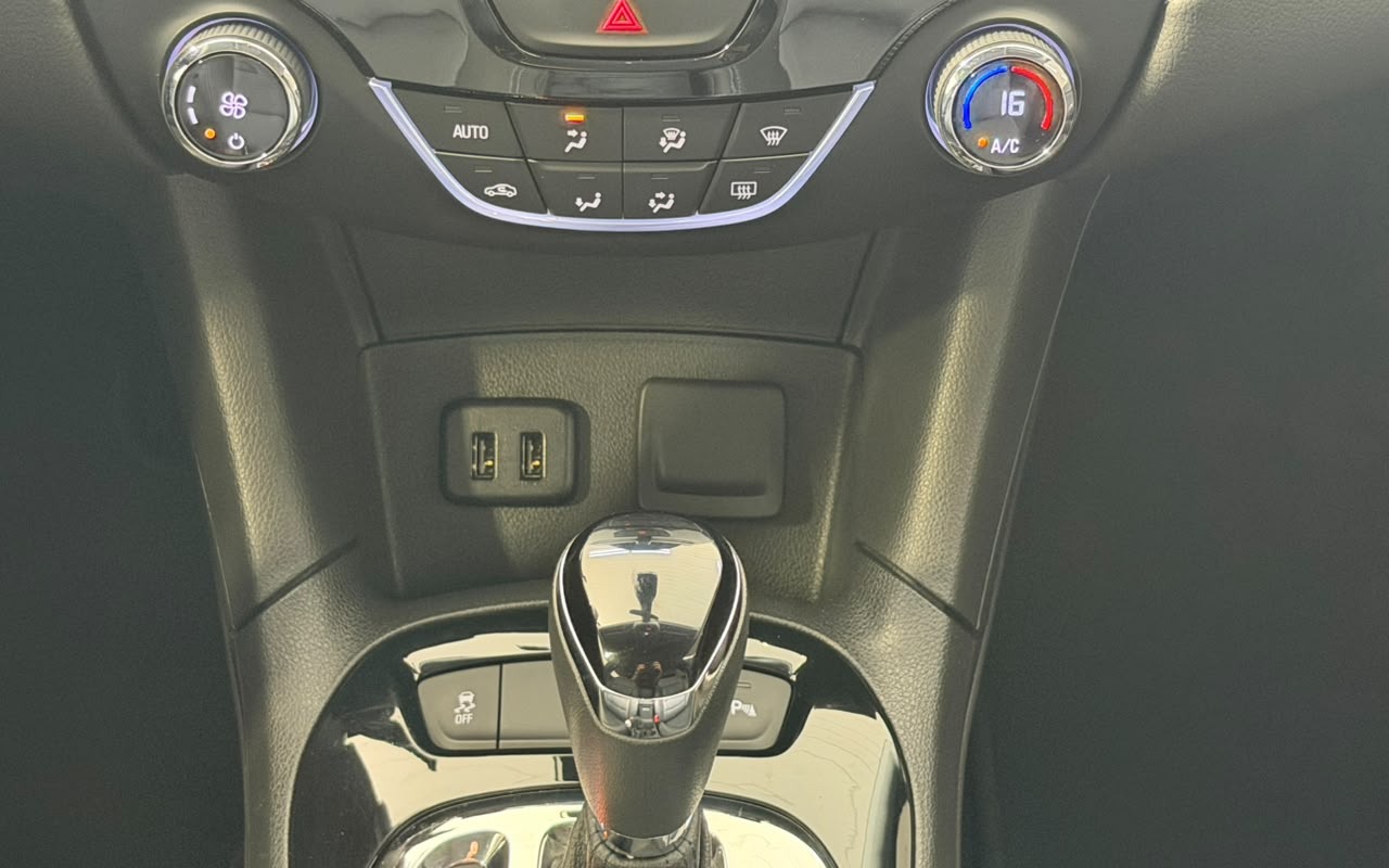 imagem-https://www.socarrao.com.br/sc-vehicle-images-prod/4346066/1791922528186-MTIuanBlZw.jpeg