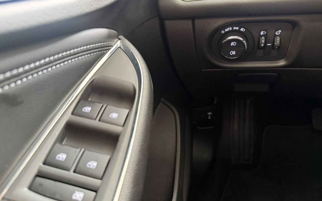 imagem-https://www.socarrao.com.br/sc-vehicle-images-prod/4346066/1791922528713-MTYuanBlZw.jpeg
