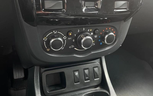 imagem-https://www.socarrao.com.br/sc-vehicle-images-prod/4346173/1791922910811-8561123_9_B_0ad507ffb1.jpeg