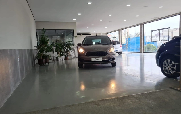 imagem-https://www.socarrao.com.br/sc-vehicle-images-prod/4346200/1792615192580-7c784e626cc1491499289130b773d9f8_1791923094819.jpg