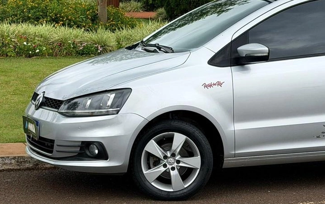 imagem-https://www.socarrao.com.br/sc-vehicle-images-prod/4346208/1791923415538-8479408_1_B_4edaaa919a.jpeg