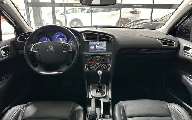 imagem-https://www.socarrao.com.br/sc-vehicle-images-prod/4346220/1791923520547-vehicle_image_1791917363_b48104979774ef0cd88a37ff6bc626ad.jpeg