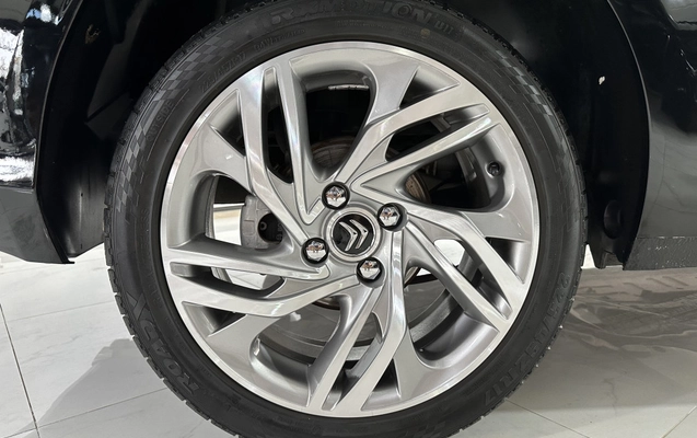 imagem-https://www.socarrao.com.br/sc-vehicle-images-prod/4346220/1791923520578-vehicle_image_1791917395_98cd8bfc05dbaea77721cb2058cd2ffb.jpeg