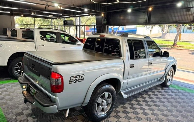 imagem-https://www.socarrao.com.br/sc-vehicle-images-prod/4346222/1792414008421-8567326_7_B_2f8164c9ef.jpeg