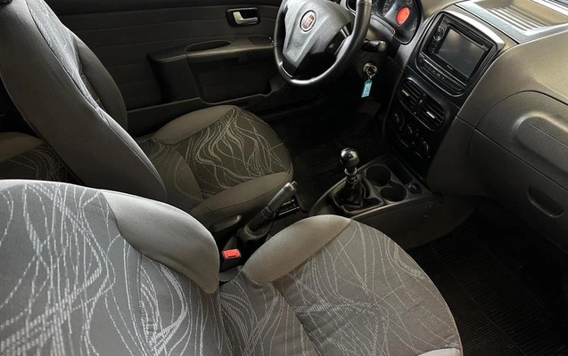 imagem-https://www.socarrao.com.br/sc-vehicle-images-prod/4346225/1791923569277-8567274_17_B_c5e895ba8f.jpeg