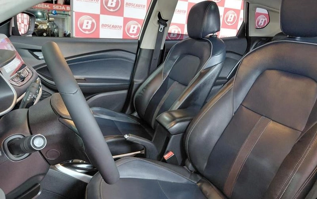 imagem-https://www.socarrao.com.br/sc-vehicle-images-prod/4346287/1791923960192-8562020_7_B_25c1e2b127.jpeg
