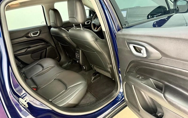 imagem-https://www.socarrao.com.br/sc-vehicle-images-prod/4346315/1791927126815-8567398_17_B_b34bb35687.jpeg