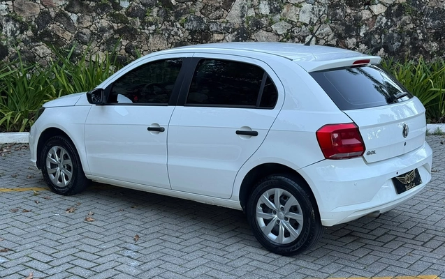 imagem-https://www.socarrao.com.br/sc-vehicle-images-prod/4346400/1791924497483-003_36e10586c01f41a90401763729658ca1.jpg