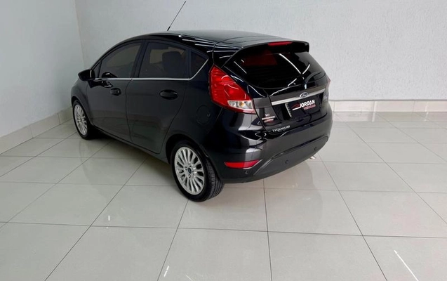 imagem-https://www.socarrao.com.br/sc-vehicle-images-prod/4346412/1791927132691-8567440_8_B_3cb9fa8f19.jpeg