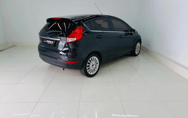 imagem-https://www.socarrao.com.br/sc-vehicle-images-prod/4346412/1791927132692-8567440_9_B_639d8831a1.jpeg
