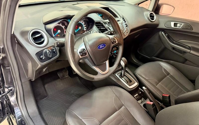 imagem-https://www.socarrao.com.br/sc-vehicle-images-prod/4346412/1791927132702-8567440_16_B_e9e5250823.jpeg