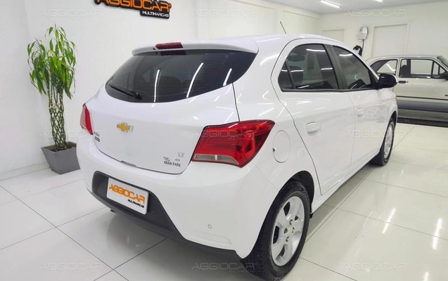 imagem-https://www.socarrao.com.br/sc-vehicle-images-prod/4346421/1792072504783-8564968_22_B_31b31c58fc.jpeg