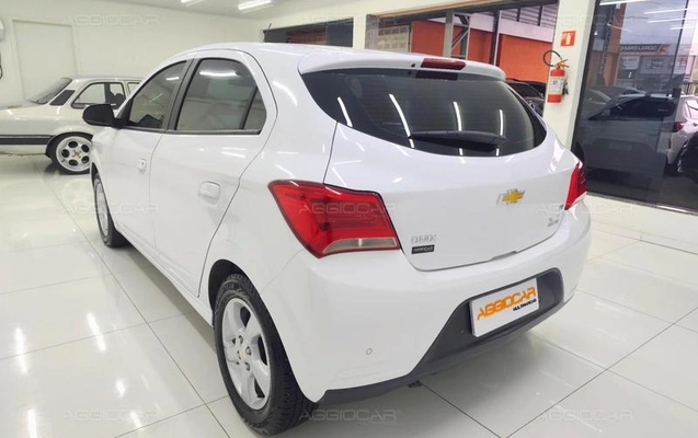 imagem-https://www.socarrao.com.br/sc-vehicle-images-prod/4346421/1792072504784-8564968_21_B_54b97bc0eb.jpeg