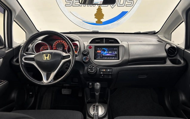 imagem-https://www.socarrao.com.br/sc-vehicle-images-prod/4346463/1791924653131-6_053914.jpg