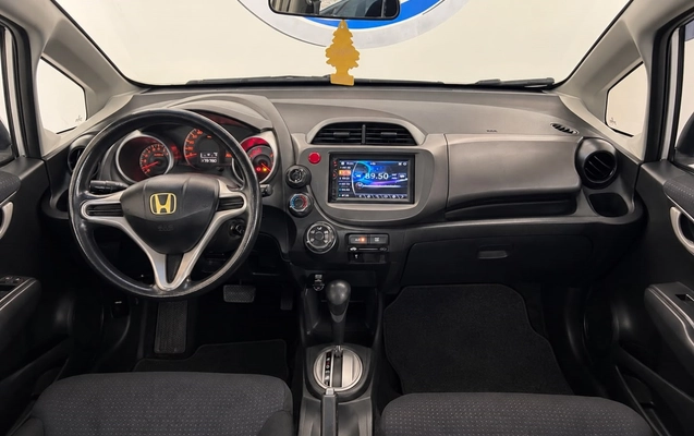 imagem-https://www.socarrao.com.br/sc-vehicle-images-prod/4346463/1791924653133-9_053914.jpg