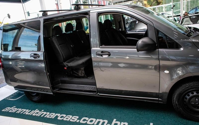 imagem-https://www.socarrao.com.br/sc-vehicle-images-prod/4346532/1792766950764-8567468_12_B_6c97882af9.jpeg