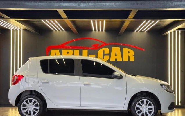 imagem-https://www.socarrao.com.br/sc-vehicle-images-prod/4346540/1791925251846-8566451_6_B_62a155b397.jpeg