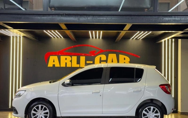 imagem-https://www.socarrao.com.br/sc-vehicle-images-prod/4346540/1791925251849-8566451_8_B_6fd70513f7.jpeg