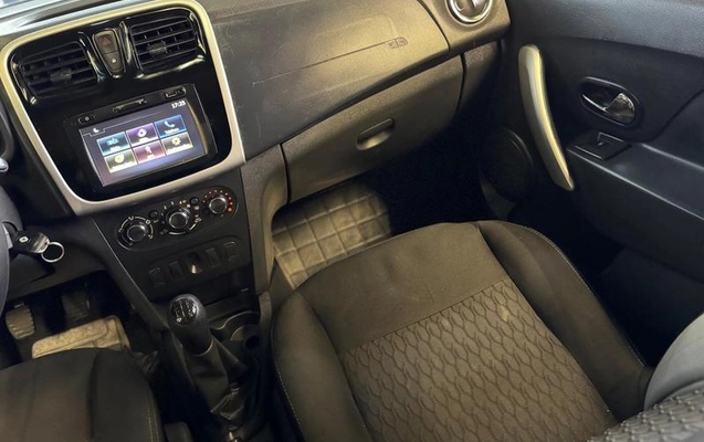 imagem-https://www.socarrao.com.br/sc-vehicle-images-prod/4346540/1791925251861-8566451_13_B_6e2694fb80.jpeg