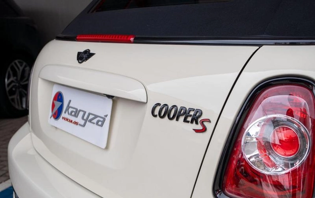 imagem-https://www.socarrao.com.br/sc-vehicle-images-prod/4346913/1792668342506-8567562_7_B_8fdbfafb42.jpeg