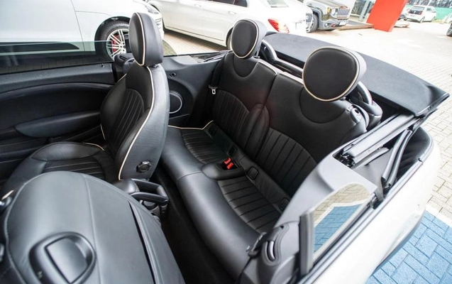 imagem-https://www.socarrao.com.br/sc-vehicle-images-prod/4346913/1792668342521-8567562_16_B_c175c8916f.jpeg
