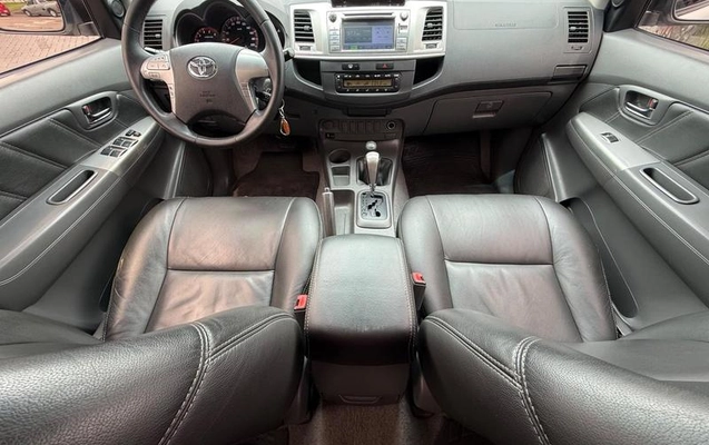 imagem-https://www.socarrao.com.br/sc-vehicle-images-prod/4346967/1791926715907-8561307_16_B_147807eb18.jpeg