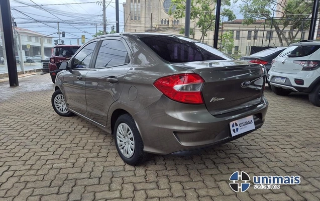 imagem-https://www.socarrao.com.br/sc-vehicle-images-prod/4346973/1791926786792-d14e0986-38a4-4d50-bddc-1bcb46283b5d20261013163956.jpeg