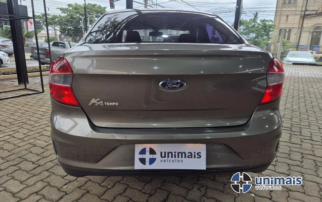imagem-https://www.socarrao.com.br/sc-vehicle-images-prod/4346973/1791926786799-5735e1cc-ddb9-49c1-b6b0-f75b2c2ecf5f20261013163955.jpeg