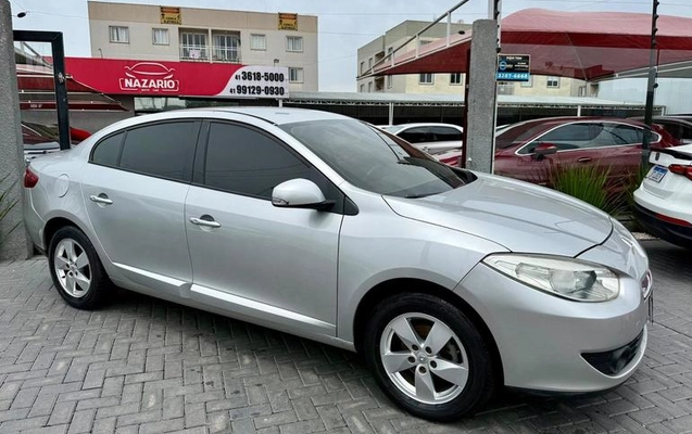 imagem-https://www.socarrao.com.br/sc-vehicle-images-prod/4346977/1792167212116-8510631_5_B_481e1dc51b.jpeg