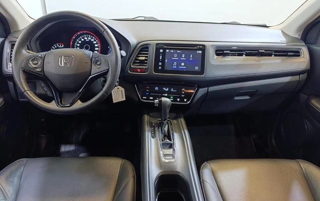 imagem-https://www.socarrao.com.br/sc-vehicle-images-prod/4346979/1791926989663-8567631_10_B_985b0da8c6.jpeg