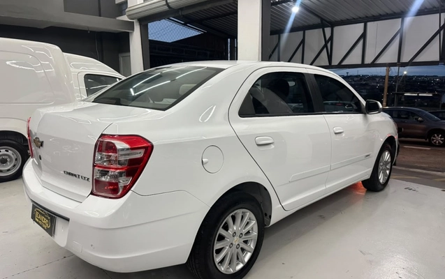 imagem-https://www.socarrao.com.br/sc-vehicle-images-prod/4346981/1791927048317-8_062937.jpg