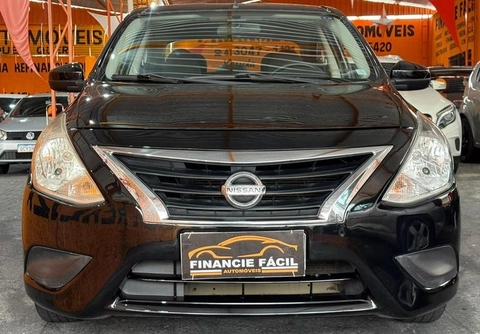 Nissan VERSA 2018 Preto — foto 1 de 3
