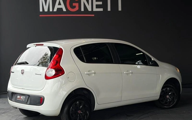 imagem-https://www.socarrao.com.br/sc-vehicle-images-prod/4347973/1791938443622-8565535_2_B_76cf8c9d98.jpeg