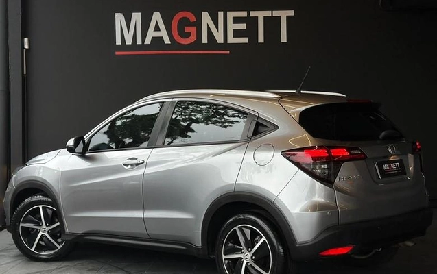 imagem-https://www.socarrao.com.br/sc-vehicle-images-prod/4348098/1791939681791-8567847_1_B_4d5839fe6d.jpeg