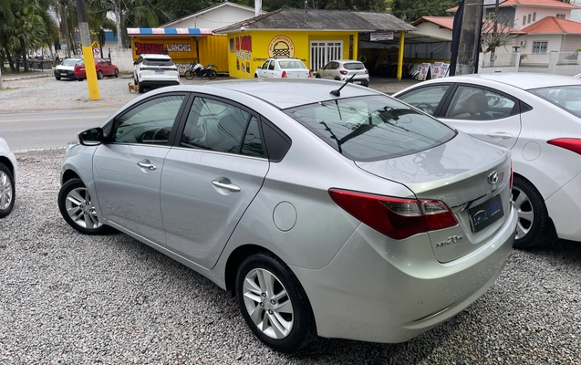 imagem-https://www.socarrao.com.br/sc-vehicle-images-prod/4348147/1792016245626-be7379bf-9f75-4520-bfe0-85c43978e0dd.jpeg