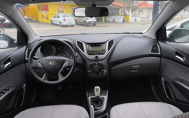 imagem-https://www.socarrao.com.br/sc-vehicle-images-prod/4348147/1792016245632-b8a0105e-ae46-43cf-ab15-e4626702a9f8.jpeg