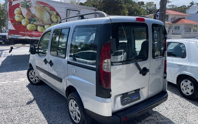 imagem-https://www.socarrao.com.br/sc-vehicle-images-prod/4348149/1791940361459-1028a8d6-e548-43ad-9585-05ee404eb33e.jpeg