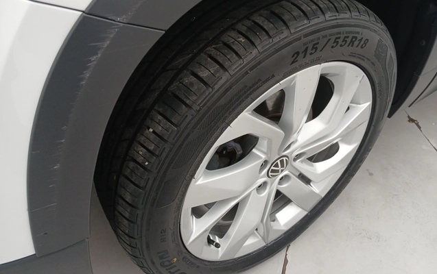 imagem-https://www.socarrao.com.br/sc-vehicle-images-prod/4348982/1791950793560-2_121843.jpg