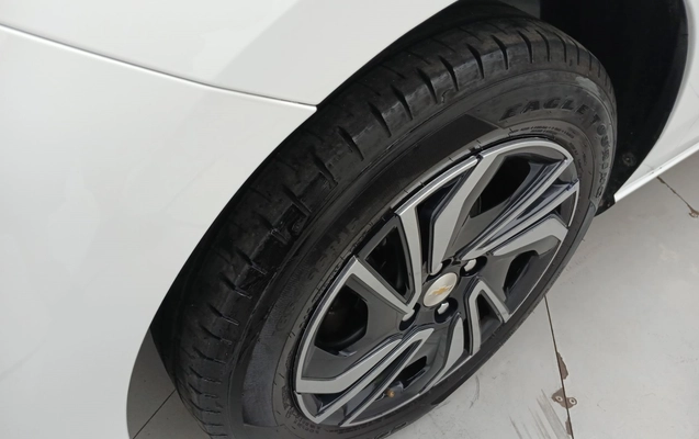 imagem-https://www.socarrao.com.br/sc-vehicle-images-prod/4349617/1791951667583-1_080328.jpg