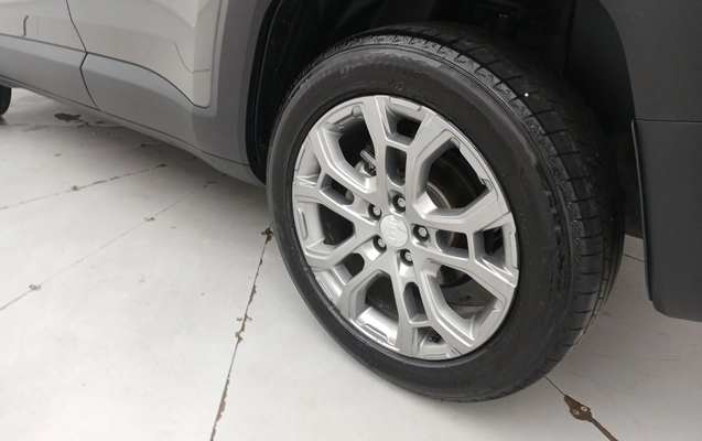 imagem-https://www.socarrao.com.br/sc-vehicle-images-prod/4349725/1791951728711-1_043721.jpg