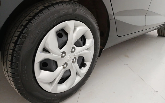 imagem-https://www.socarrao.com.br/sc-vehicle-images-prod/4349726/1791951729141-1_042218.jpg