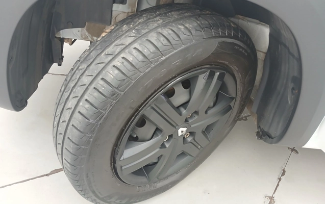 imagem-https://www.socarrao.com.br/sc-vehicle-images-prod/4350718/1791954084824-2_090044.jpg