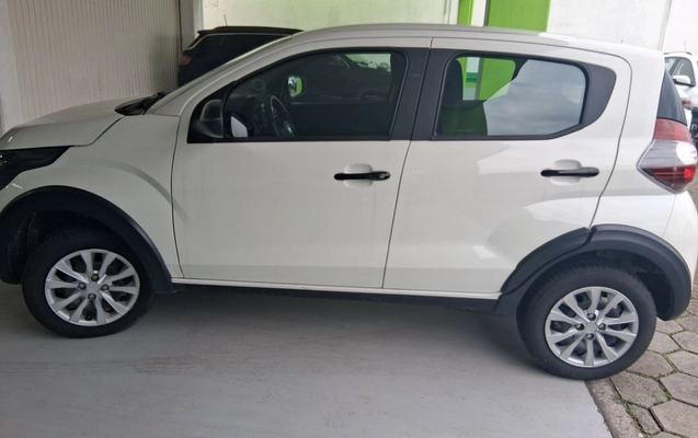 imagem-https://www.socarrao.com.br/sc-vehicle-images-prod/4351333/1791956842952-2_095502.jpg