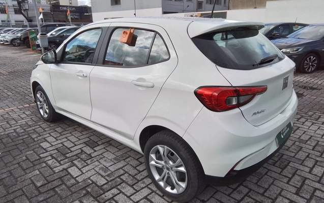 imagem-https://www.socarrao.com.br/sc-vehicle-images-prod/4351486/1791956993665-1_061829.jpg