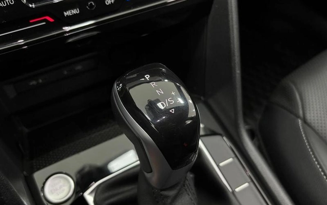 imagem-https://www.socarrao.com.br/sc-vehicle-images-prod/4351765/1791977014356-8036019_1_B_25f66f5da3.jpeg