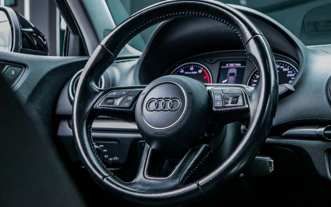 imagem-https://www.socarrao.com.br/sc-vehicle-images-prod/4351832/1791978844166-V2hhdHNBcHAgSW1hZ2UgMjAyNi0xMC0xNCBhdCAwOC4yNC4yNS5qcGVn.jpeg