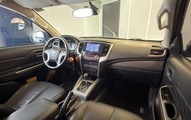 imagem-https://www.socarrao.com.br/sc-vehicle-images-prod/4351937/1791978664744-gb-e455825.jpeg